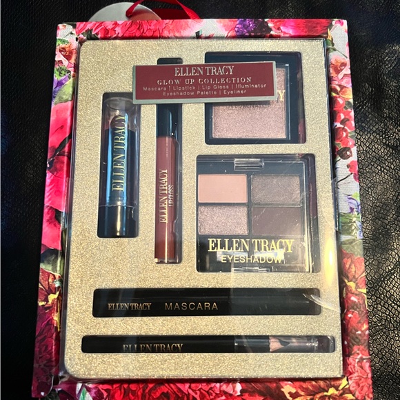 Ellen Tracy makeup gift set - Picture 1 of 2